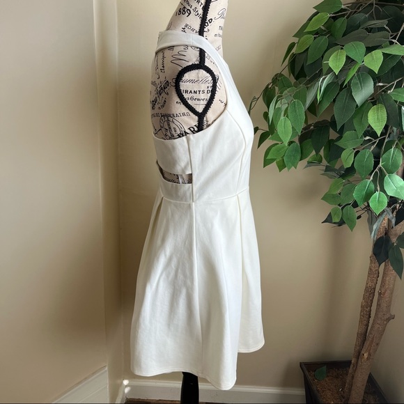 Lulus Cutout and About White Skater Dress Sz M - Picture 8 of 16